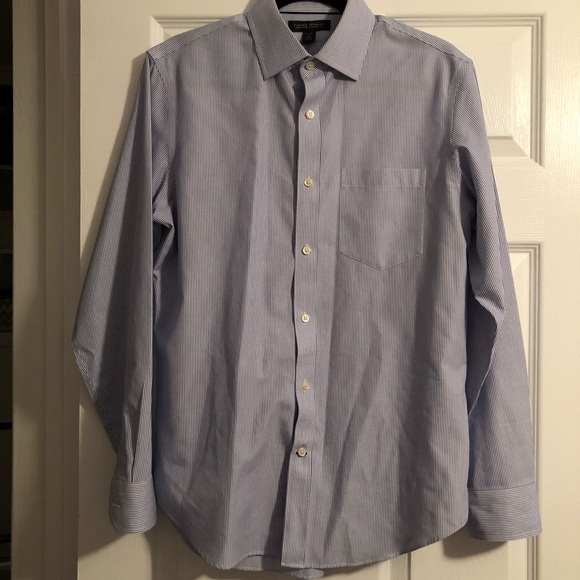 Banana Republic Other - Banana Republic non-iron classic fit button down Banana Republic Other - Banana Republic non-iron classic fit button down